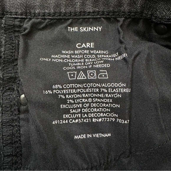 Ann Taylor The Skinny Light Washed Black Denim Lace-Hem Ankle Jeans, Size 8P - Picture 10 of 11